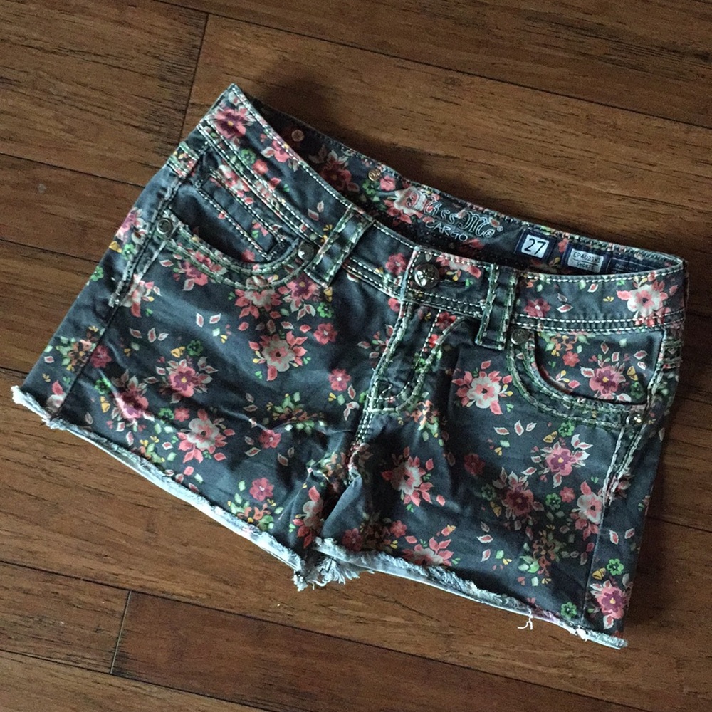 Miss Me Shorts